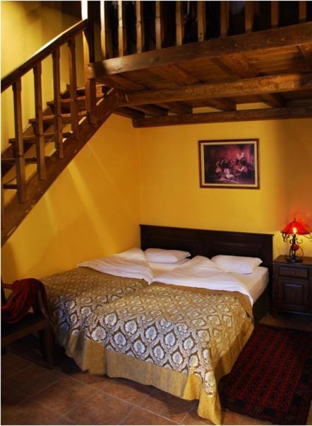 Ξενωνασ Σελινουντα Hotel Kosmas Bagian luar foto