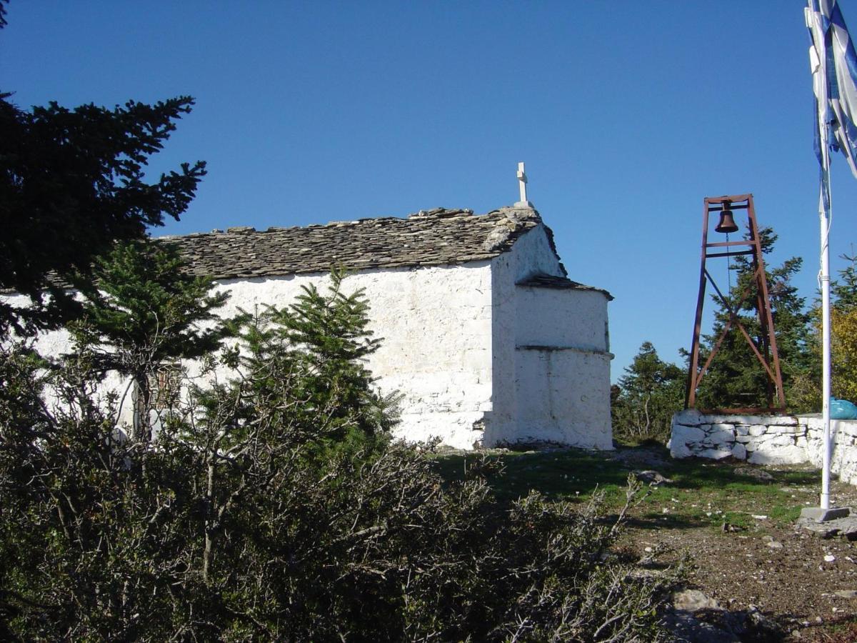 Ξενωνασ Σελινουντα Hotel Kosmas Bagian luar foto